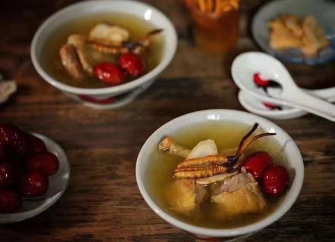 三類人不能吃冬蟲夏草，你知道這個(gè)事嗎