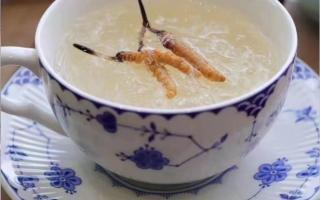 秋冬季，應(yīng)該如何吃冬蟲夏草！